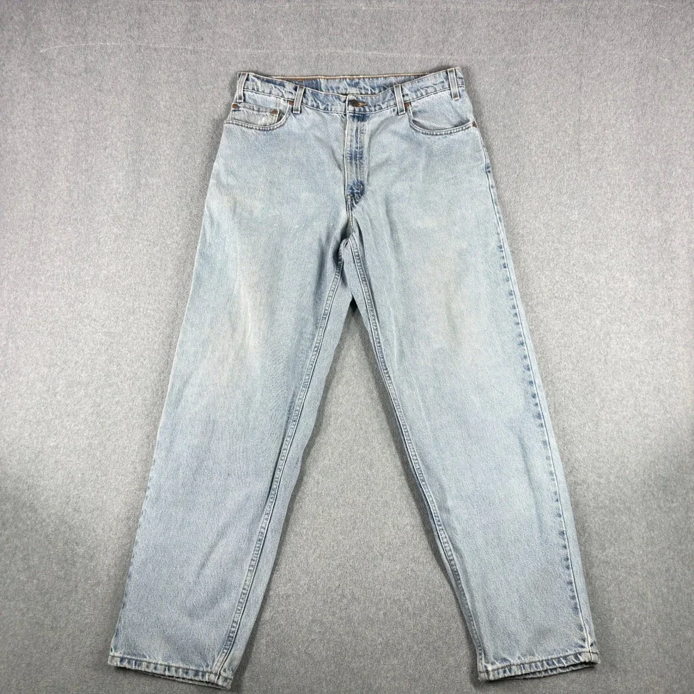 Vintage Levis 560 Men's‎ 36x31 Loose Fit Taper Light Wash Blue Denim Jeans